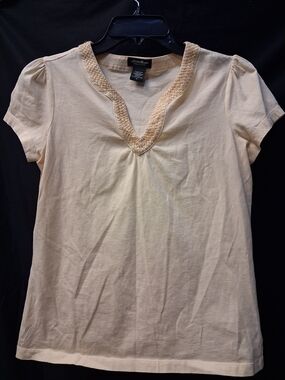 Eddie Bauer Cream V-Neck Short Sleeve Top with Braided Trim